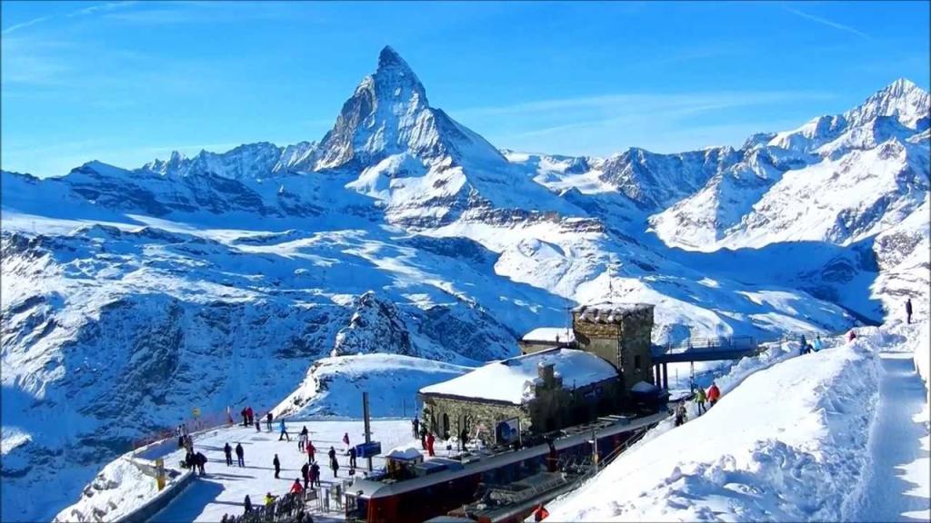 زيرمات أجمل مدن سويسرا في الشتاء