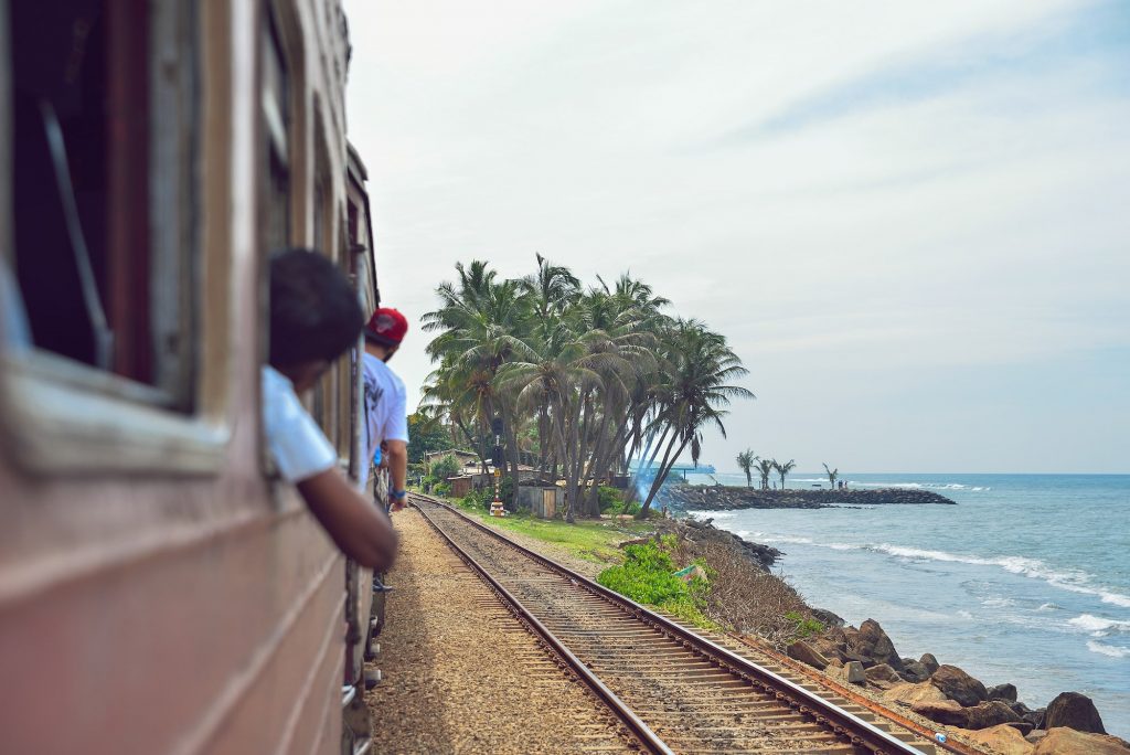 أفضل سبل السفر بين مناطق سريلانكا